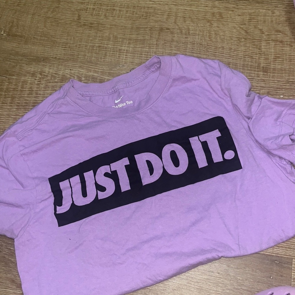 Women’s Purple Nike Shirt
